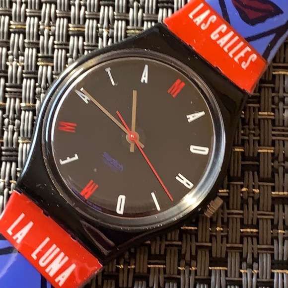 Swatch Watches - GB181 - SUENO MADRILENO - Picture 1 of 9